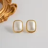 Boucles d'oreilles à tige coréenne lumière luxe carré mettre en évidence perles de pain perles 18K or PVD plaqué bijoux élégants