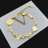 Catena di design di lusso Bracciale in argento dorato Bracciale con ciondolo a forma di lettera da donna Gioielli da sposa No Box