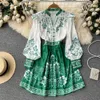 2023 Spring New Vintage Dress Palace Style V-Neck Single Breasted Lantern Sleeve Midje midja Show Thin Temperament Print Dress