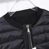女性のベスト冬の下のジャケットニットラウンドネックスリム短い黒と白のジッパーカジュアル秋230215