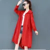 Utomhus T-shirts Nya tunna solskyddsmedel Kvinnor Midlängd Huven Huvudbar is Silk Summer Jacket Antiuv Wild Female Coat J230214