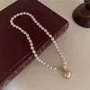 Chains Luxury Designer Pearl Heart Pendent Necklace Beaded Clavicle Chain Valentines Day Bridesmaid Gift Jewelry Choker