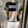 Maglioni da uomo T-shirt da uomo alla moda Motivo geometrico Felpa pullover coreana Felpa sottile in pile Fondo asimmetrico