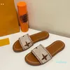 2023-NEW DESIGNER Women Classic tofflor Sexig Summer Flat Embroidery Mule Slides Flip Flops Womens Beach Outdoor Party Sandaler Storlek 35-41