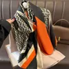 HIJAB Fashion Scarves Silk Spring Chiffon Stripe Flower Print Beach Handduk för designer Kvinnor Girl Sunscreen Scarf