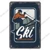 Alpine Skiing Posters Metal Tinnen Borden Plaat Retro Mountain Extreme Sports Snowboards Tinnen Togels voor Ski Club Bar Pub Wall Decor Skiing Iron Poster Maat 30x20 W01