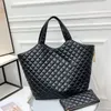 2023 icare maxi bolso de compras Bolsos grandes de diseñador bolsos de mano acolchados Se adjunta Bolso de mujer Moda negro de piel de cordero totes Hombros Monedero