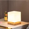 Bordslampor glas modern skrivbordslampa romantisk enkel kreativ sovrum varmt ljus student net rött solidt trä