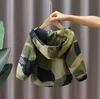 키즈 디자이너 재킷 바람 위반자 아기 소년 소녀 스프링 위장 재킷 후드 아이 코트