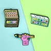 Broches Cartoon PaintBrush Box Creative Badge Email Pin Color Fun Kinderen Moedig cadeau -shirt Rapel Ornament aan