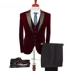 Męskie garnitury męskie drużbki mody 2023 Groom Tuxedos szczytowe lapelowe fioletowe aksamitne męskie kurtka ślub Man Blazer Masculino