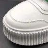 Diseñador de fiestas Zapatos de boda italiano Spring White White Vulcanizado Desdeportuos transpirables Tontas de punta Redonda de fondo grueso BU 8376