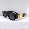 Lyxdesigner Solglas￶gon f￶r kvinnor M￤nglas￶gon Polariserade UV Protectio Lunette Gafas de Sol Shades Goggle med Box Beach Sun Small Frame Fashion Solglas￶gon