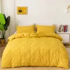 Bedding sets High Quality Geometric Cut Flowers Set Queen King Size Solid Home Duvet Cover Single Double Quilt Covers Pillowcases 230215