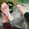 Slippers سلسلة صافية PVC العلوي الأحذية الفاخرة شرائح النساء المنزل خارج قسيمة قسيمة مربع النعمة غير الرسمية على حجم 43