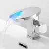 Robinets de lavabo de salle de bains, cascade noir/blanc, robinet mitigeur en laiton LED avec changement de couleur de la température de l'eau