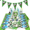 Couverts jetables 61pcs / lot Football thème Vaisselle Set Assiettes Tasses Nappe Fête D'anniversaire Enfants Faveur Football Garçons Décoration 230216