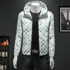 Jackets de jaquetas masculinas Jaqueta de moda européia com capuz masculino de personalidade masculina de padrão lateral lateral jovem e de meia-idade Hosome Spring Autumn Jackets