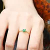 Eheringe Einfache weibliche kleine grüne Stein Ring Vintage Gelbgold Farbe Liebe Mode Versprechen Verlobung für Frauen