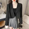 Abiti da donna Blazer Blazer Donna Cropped Solid Semplice Singlebutton Classico Allmatch Teens Elegante Mujer Outwear Autunno Design Chic Ins Elegante 230216