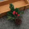 Dekorativa blommor Blomma hängande pendelle Party Supplies Pine Needle Branches Xmas Tree Ornament Jul Decoration Cone Holly