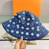 bucket hat cap and hat summer designer Classic buckets hats Reversible Sun designers women Full Letter Geometric Wide Brim Beach Sunbonnet Traveling fishing straw