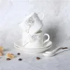 Mugs European Bone China Porcelain Coffee Cup Set Simple Creative Saucer Spoon With Shelf