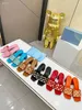 2023 letnie kapcie plażowe projektowane buty jasne kobiety klapki wysokie obcasy klapki plażowe seksowne japonki płaskie stilla sandały wspinaczkowe 35-43
