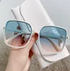 2022 Groothandel Designer Round zonnebril Originele bril Buiten Tinten Frame klassieke Lady Mirrors For Women Men Rijden DFGSD