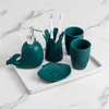 Set di accessori da bagno Nordic minimalista in ceramica per bagno, vassoio in melamina, coppia di animali creativi, spazzolino da denti e tazza per collutorio, cinque pezzi