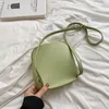 Akşam çantaları kadınlar çanta saf renkli omuz moda stil 2023 crossbody kadın vahşi ins cep telefonu trend messenger