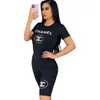 2023 Tasarımcı koşucu takım elbise marka eşofman yaz kadın kıyafetleri iki parçalı set Kısa kollu tişört ve şort Gündelik Spor Spor Giyim Siyah Eşofman 5478-5