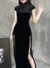 Повседневные платья Гот темные романтические готические бархатные эстетические винтажные женщины черные повязки Slithem Bodycon платье сексуальное вечернее ношение Cheongsam 230216