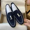 Designer Loropiana Charms Shoes Pure Original LP Britse stijl kleine slotgespelde zachte zool loafer schoenen met platte bodem ronde teen enkele lederen comfortabele dames