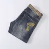 Jeans pour hommes Designer Plus taille hommes jeans Medusa brodé trou pantalon designer pantalon mens Mode rétro décontracté Denim Pantalon WQE5