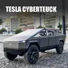 Diecast Model 1 24 Tesla Cyber​​truck Pickup Alloy Trucks Digasts Metal Toy Off Road Vehicles Sound and Light Childrens Gift221026292H