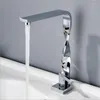 Rubinetti del lavandino da bagno 2023 Promozioni all'ingrosso unico in stile a spirale in ottone mobile rubinetto a base di bacino montato a manico singolo Mixer Cold Mixer Tap