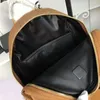 Top nueva moda versión coreana M punk remache mochila hombres y mujeres estudiante bolsa de viaje mochila 5716235q