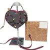 Shoulder Crossbody Bags Totes Heart-Square Wallet For A Special Gift Women Brand Designer Clutch Strap Purses 230204