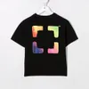 Yaz Çocuk Kısa Kollu Yüksek Kaliteli Çocuk Tees Renkli Logo Baskı Tişörtleri Erkekler ve Kızlar İçin Bebek Günlük T-Shirt