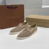 디자이너 Loropiana Charms Shoes LP LEFU 여성 여름 슬립 온 게으른 영국 소 가죽 완두콩 싱글 컴포트 아파트