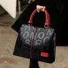 Designer Ladies Handbag Messenger Bag Style Outdoor Casual Fashion High Quality Presbyopic One Shoulder Lämplig för alla typer av 243Y