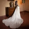 Blygsam lår höga slitsar sjöjungfru bröllopsklänningar avtagbart tåg prinsessan brud klänning pärlor topp vestido de noiva