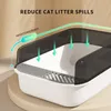 その他の猫は、ペットトイレのための大容量のごみ箱半閉じたプラスチック砂を供給します。