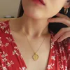 Подвесные ожерелья Простой элегантный замок в форме геометрики для женщин Винтажный сердце круглый цветочные украшения подарок YN355
