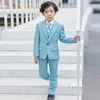 Mäns kostymer Blazers Blue Light Wedding Boy sitter 3 stycken (jacka byxväst bowtie) grå för barn caustome homme formell klassiker