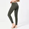 LU Yoga Legging Sexig Dam Lång midja 17 färger Rörelse Fitness Elastisk Träning Designer Leggings Pure Pants