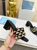 2023 Summer beach slippers design shoes bright women flip high heels flip beach sexy flops flat stilla climbing sandals 35-43