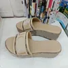 2023 Классические дизайнерские бренды Ladies Flat Slippers Premium Women Sandals Casual Made Sandal Sandal Fashion Размеры 35-42