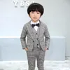 Pakken Flower Boys formele schoolpakken voor bruiloften jongens merk plaid blazer vest broeken 3 stcs tuxedo kinderen prom feestjurk kleding sets 230216